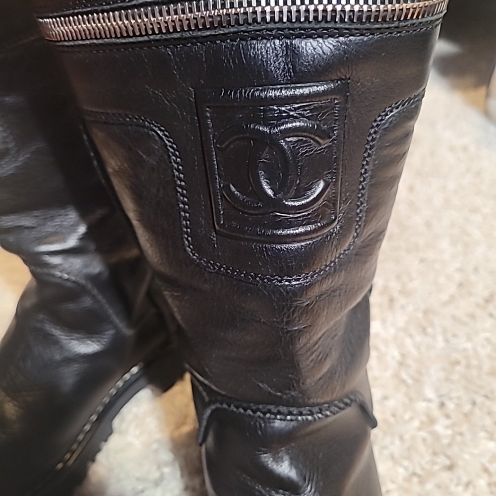Amazing Chanel Black Lambskin Leather Size 8.5 Riding 👢 Boots - Picture 8 of 16